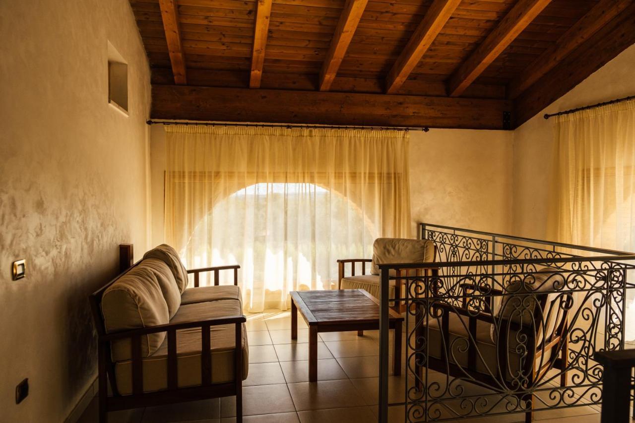 Tenuta Un Posto Al Sole Luxury B&B Rossano Stazione Ngoại thất bức ảnh