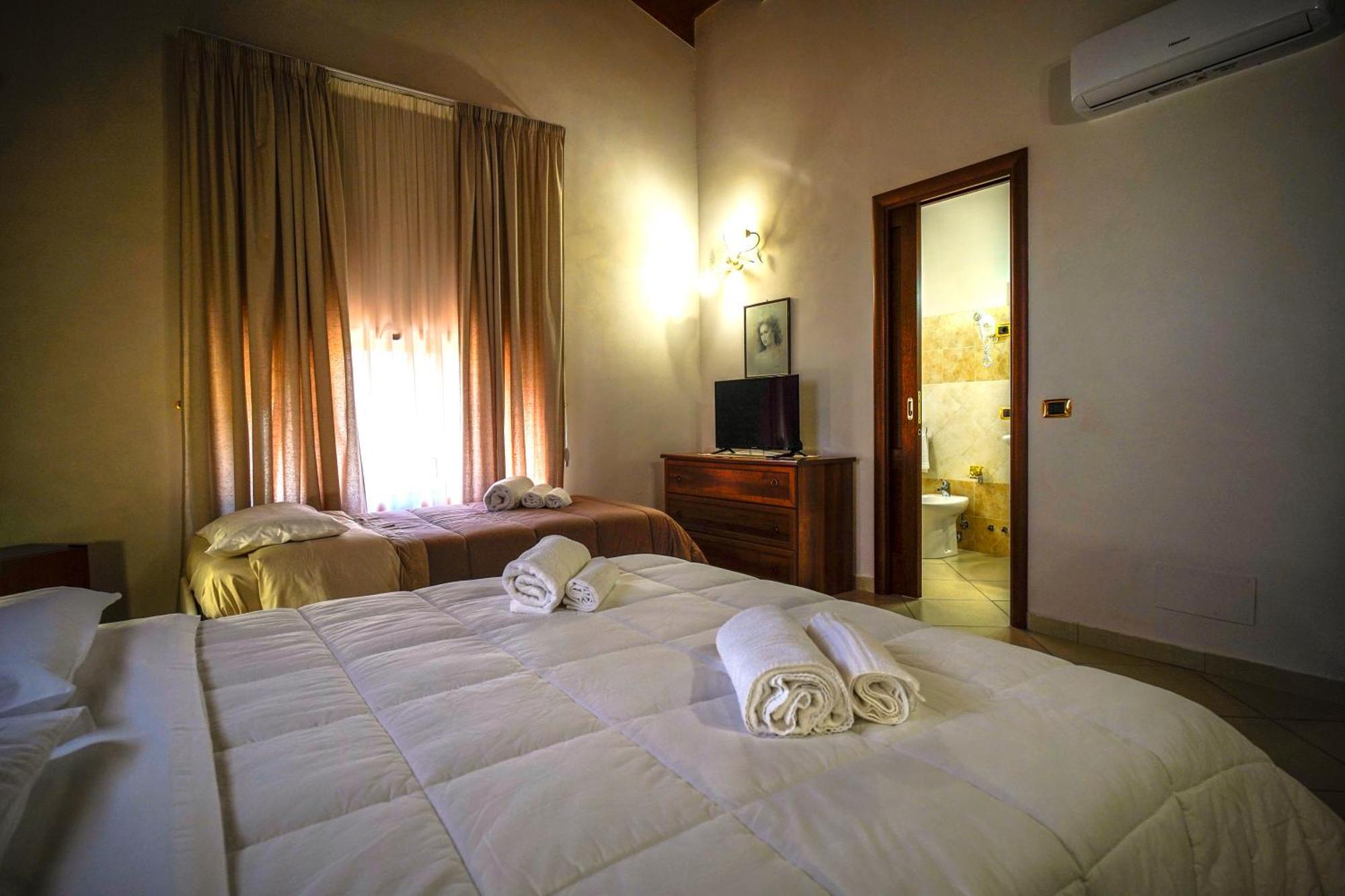 Tenuta Un Posto Al Sole Luxury B&B Rossano Stazione Ngoại thất bức ảnh
