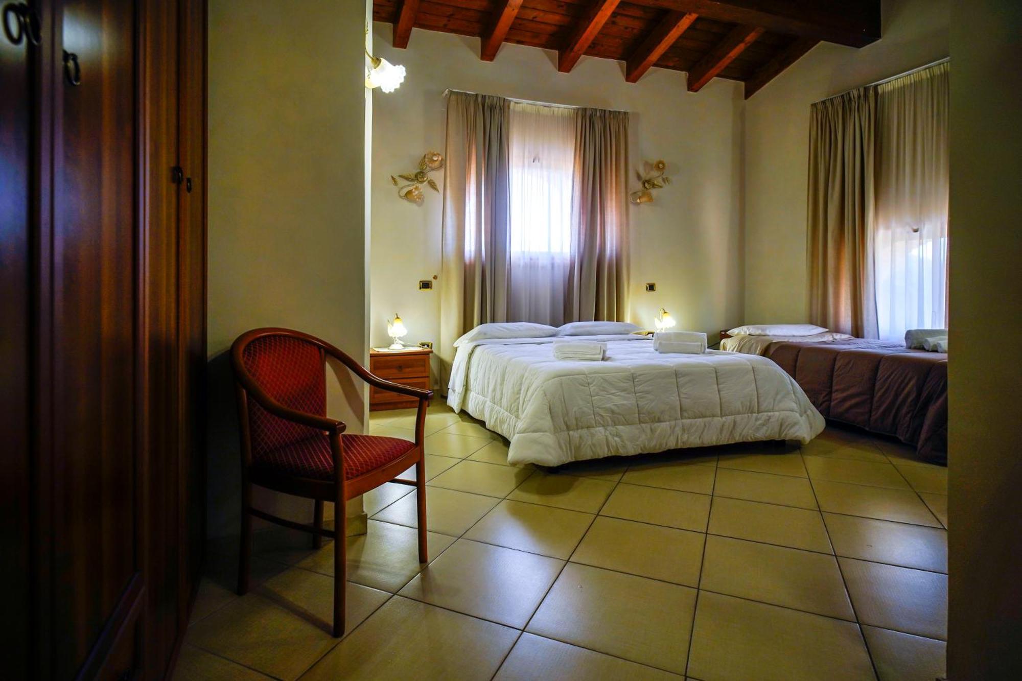 Tenuta Un Posto Al Sole Luxury B&B Rossano Stazione Ngoại thất bức ảnh